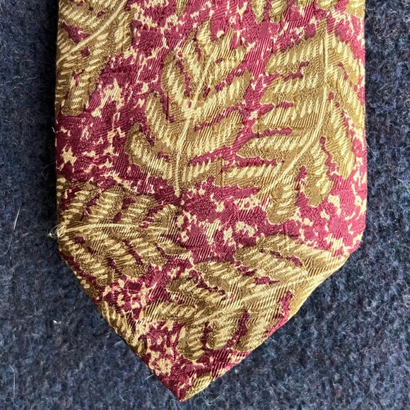 Silk Neck Tie - Picture 2 of 5